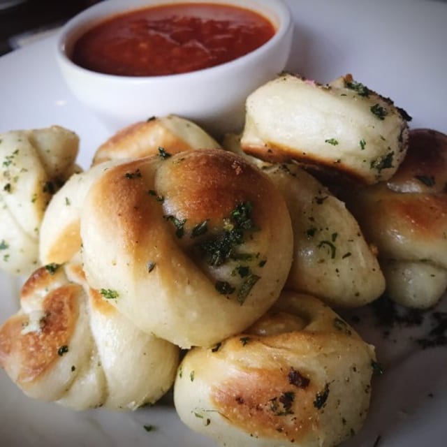 Garlic Knots.